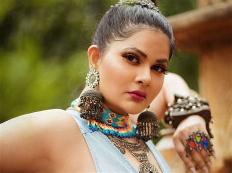 bangladeshi hijra sexy video|XXX fame Aabha Paul dances to famous Bollywood songs in .
